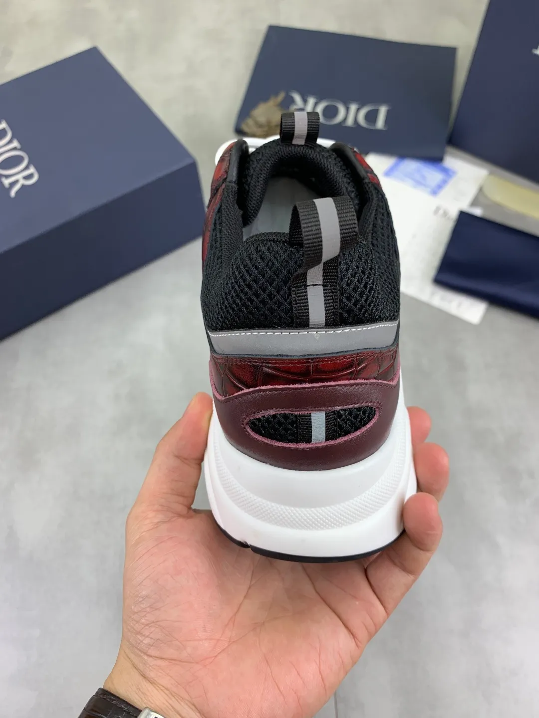 Men's shoes 💰P480 new style 💰new color high quality🔥🔥🔥, Dior [Dior] official website newly released 1:1 copy, the shoe body is made of imported original fine and breathable cloth and selected first-layer cowhide ➕original fine mesh lining insole, perfect shape and top quality 🙈rubber foam combination outsole is super light and wear-resistant👣, super hot style Code number: 38-45 (46 47 customized)
